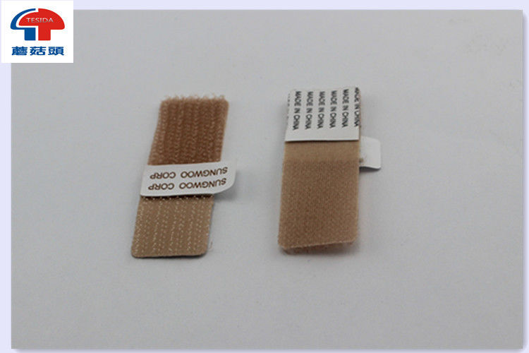 Professional Self Adhesive Hook And Loop Dots , Soft sticky On Dots Tape for Medical purpose